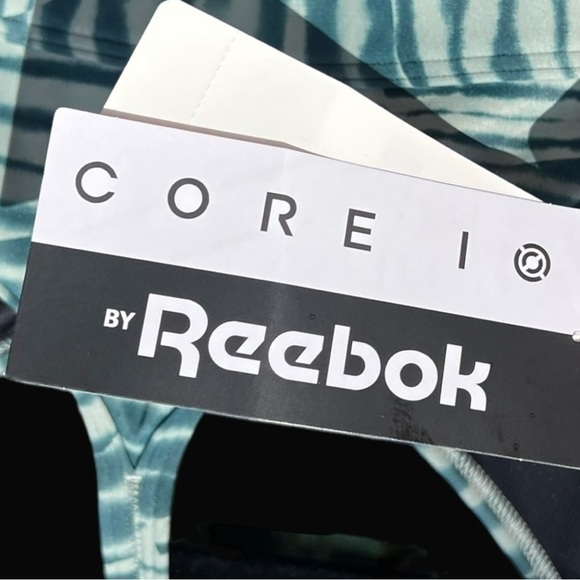 🌻SET of TWO (2) NEW w/tag Reebok Core 10 Strappy Sports Bras Both Size Small - Picture 8 of 9